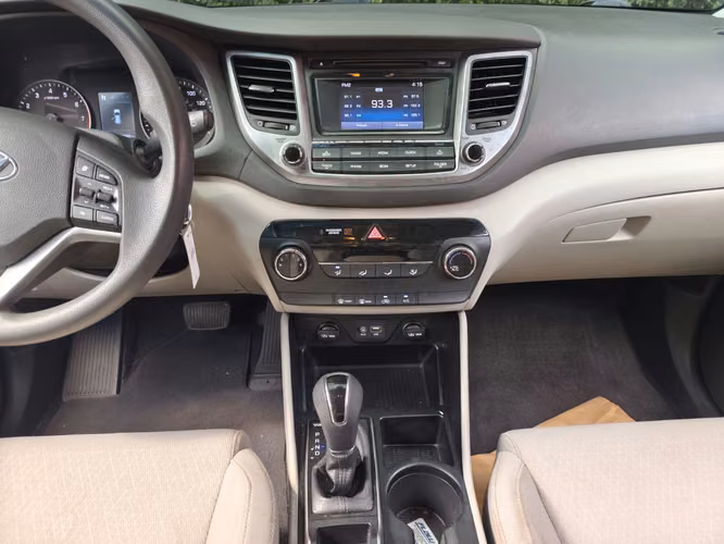 Hyundai Tucson Se 2wd  Modelo 2017  - Imagen 6