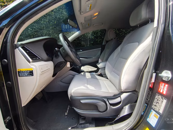 Hyundai Tucson Se 2wd  Modelo 2017  - Imagen 9