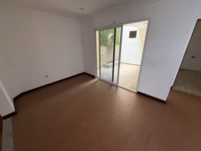 Vendo casa en Carretera a El Salvador Km. 16.5 ARRAZOLA REMATE BANCARIO!! - Imagen 10