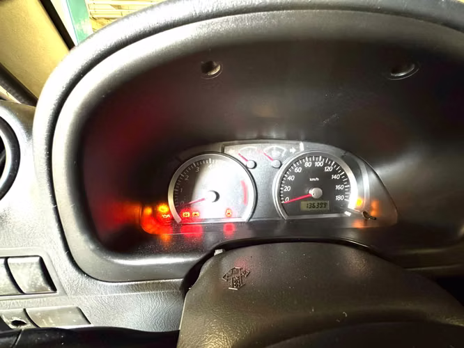 SUZUKI JIMNY JX 4x4 – MODELO 2015 AGENCIA