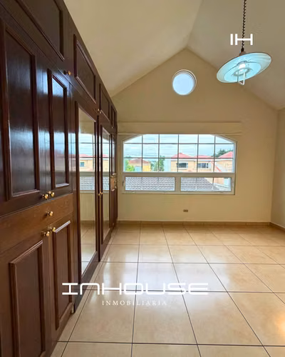 CASA EN RENTA EN ZONA 16 JARDINES DE SAN ISIDRO   - Imagen 5