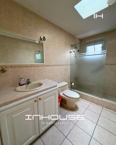 CASA EN RENTA EN ZONA 16 JARDINES DE SAN ISIDRO   - Imagen 7