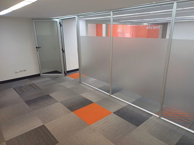 OPORTUNIDAD! LOCAL COMERCIAL EN ALQUILER – ALTO TRÁFICO VEHICULAR Z.10 - Imagen 2