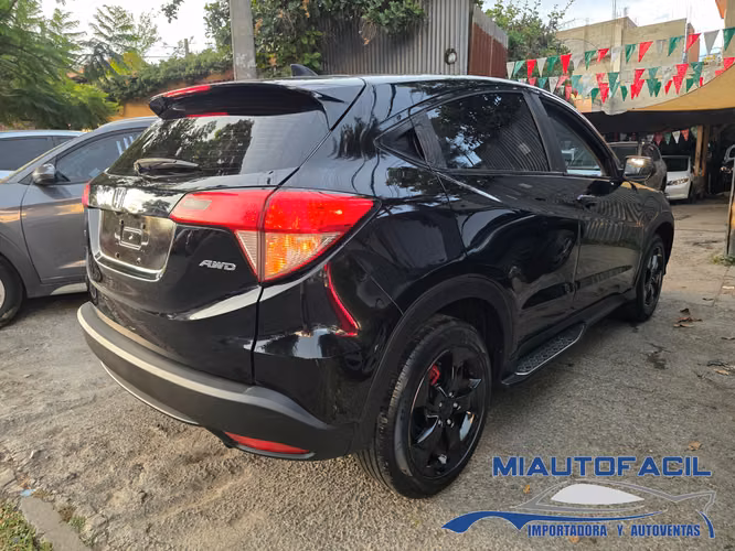 Honda HR-V LX 2016 Disponible financiamiento privado no revisa buro - Imagen 3
