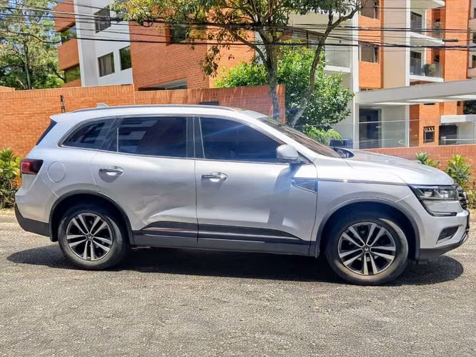 2018 RENAULT KOLEOS 4X4 SOLO 20MIL KMS RÉCORD AGENCIA