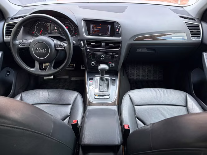 Audi Q5 TFSi Quattro de Agencia Modelo 2014