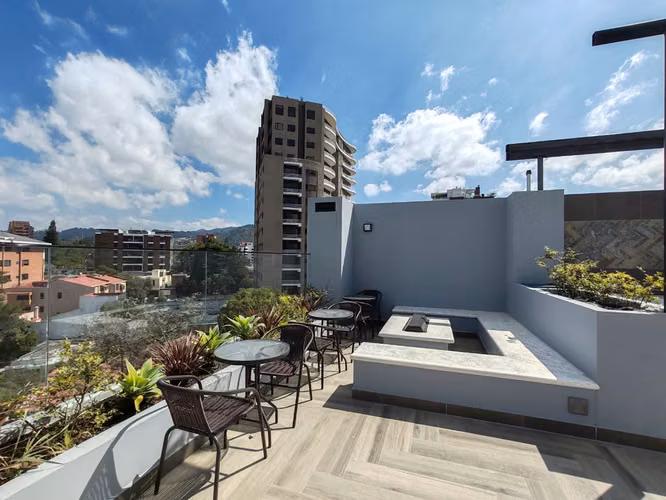 APARTAMENTO EN ALQUILER! TORRE PRAGA – VISTA HERMOSA I, ZONA 15 - Imagen 19
