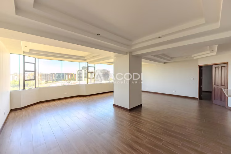 Apartamento en Zona 10 - Imagen 2