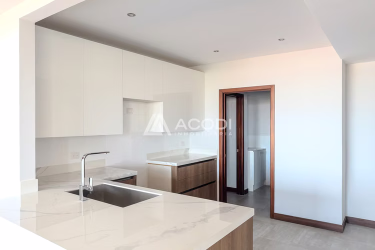 Apartamento en Zona 10 - Imagen 3