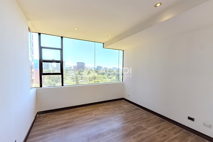 Apartamento en Zona 10 - Imagen 4