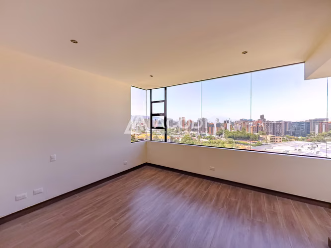Apartamento en Zona 10 - Imagen 4