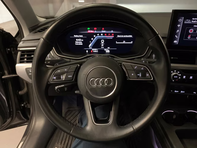 Audi A4 2023 Record de Agencia 