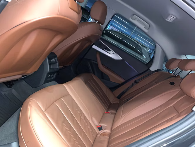 Audi A4 2023 Record de Agencia 