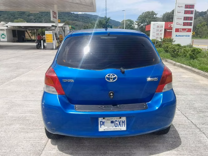 Toyota Yaris Mecánico año 2009