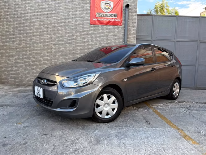 Hyundai Accent GLS de Agencia Modelo 2013 - Imagen 3