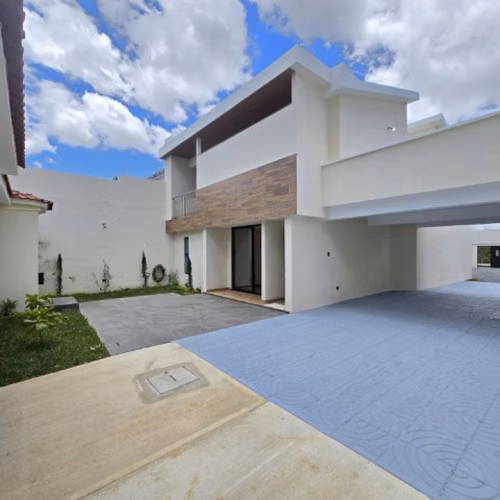 Casa Nueva en Renta Sector B1 San Cristóbal Z. 8 Mixco - Imagen 16