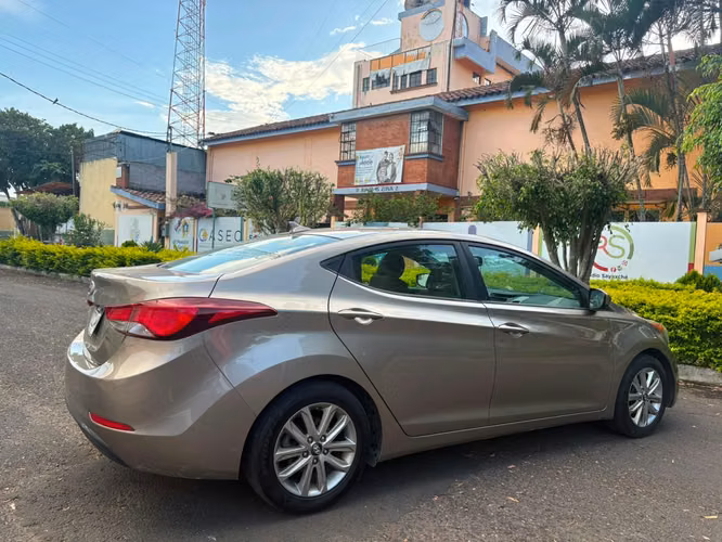 Hyunday elantra 2014 - Imagen 4