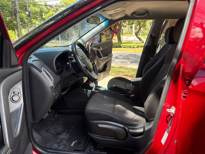 Hyundai Creta automatica con 34,000 kms de agencia  - Imagen 5