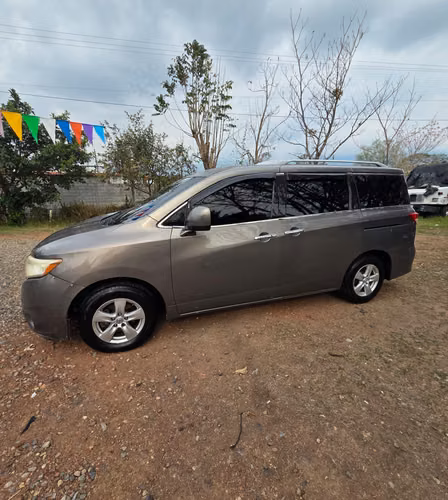 Nissan Quest 2014