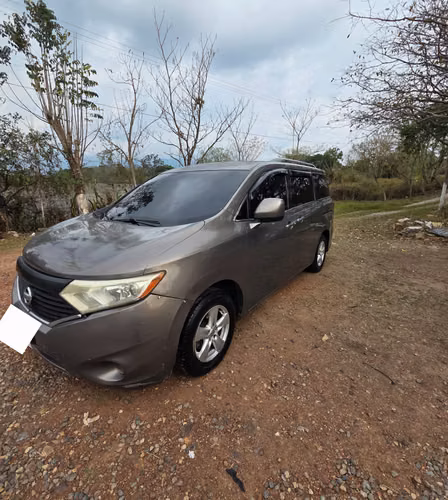 Nissan Quest 2014