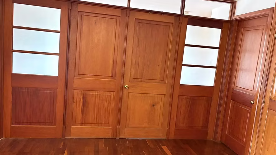 RENTA DE AMPLIO APARTAMENTO EN EDIFICIO TIFFANY, ZONA 10 - Imagen 12