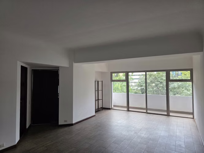 Z.14 Edificio Bonaire 2 dormitorios, 1.5 baños, 2 estacionamientos, balcón US$1,250 Mantenimiento incluído - Imagen 2