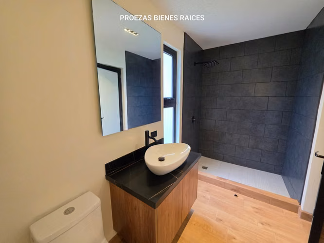 Casa en alquiler en San Cristobal, sector B1, para vivienda u oficina a puerta cerrada - Imagen 6