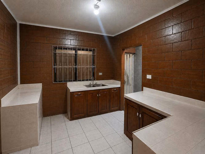 Casa 15x30, Colonia Covinta, Bárcenas - Imagen 9