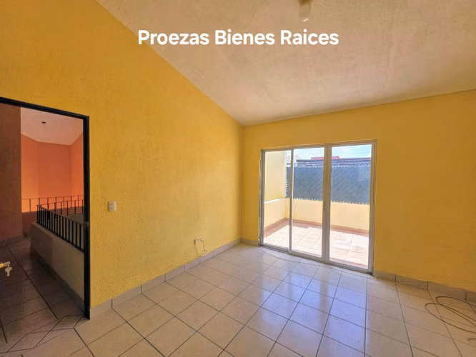 Zona 7, para oficina, casa en alquiler, frente a Galeria Prima, Colonia Villas de San Juan - Imagen 8