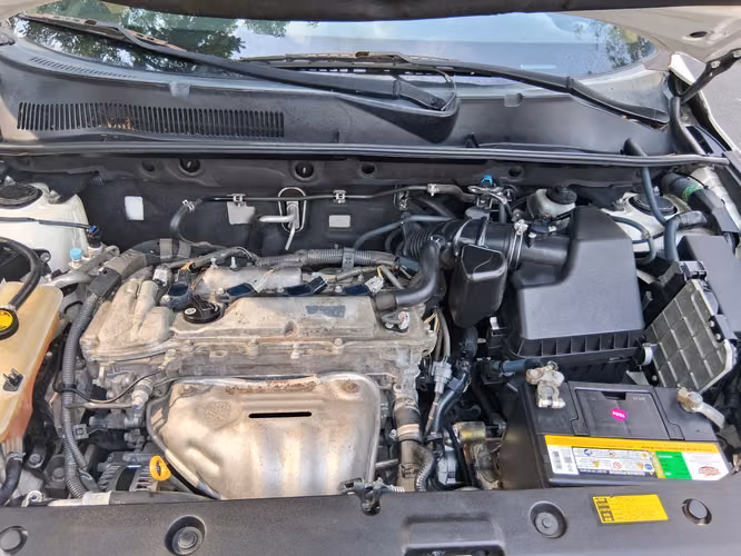 TOYOTA RAV4 DE LAS MERAS BUENAS CON MOTOR PEQUEÑO 2.5 4 CILINDROSRECIEN IMPORTADA