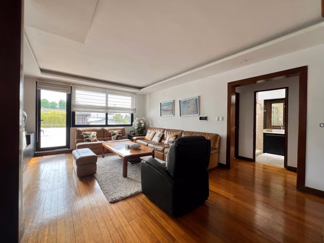 VENTA DE ESPECTACULAR VIVIENDA CON PISCINA DENTRO DE GARITA VH1, ZONA 15 - Imagen 9
