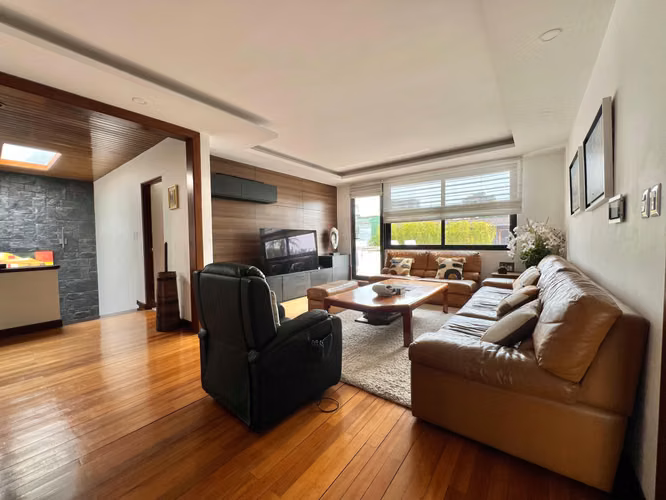 VENTA DE ESPECTACULAR VIVIENDA CON PISCINA DENTRO DE GARITA VH1, ZONA 15 - Imagen 11
