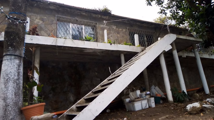 Casa con Vista al Lago de Atitlan 