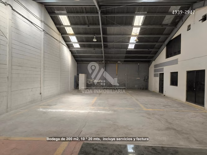 BODEGA EN XELA 200 M²