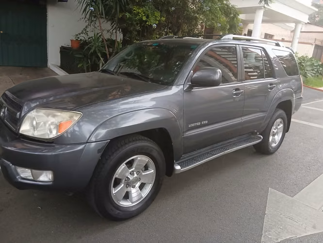 Toyota 4Runner Limited de Agencia 
