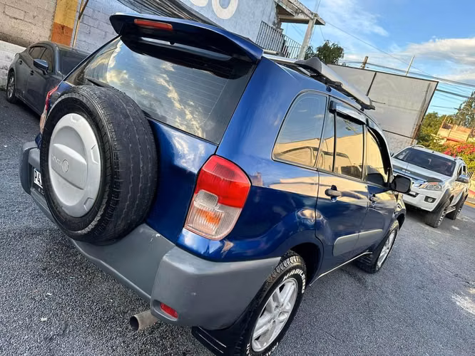 Toyota Rav4 año 2001 Automatico - Imagen 2
