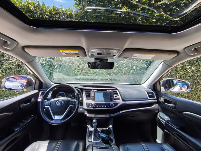 Toyota Highlander Xle 2wd  Modelo 2018 - Imagen 6