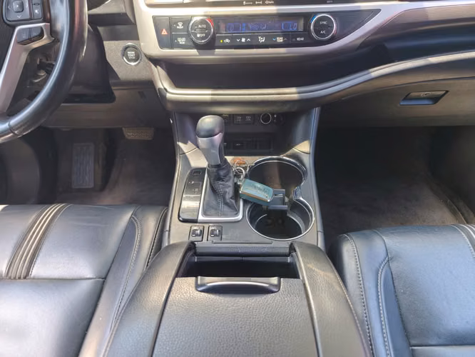 Toyota Highlander Xle 2wd  Modelo 2018 - Imagen 7