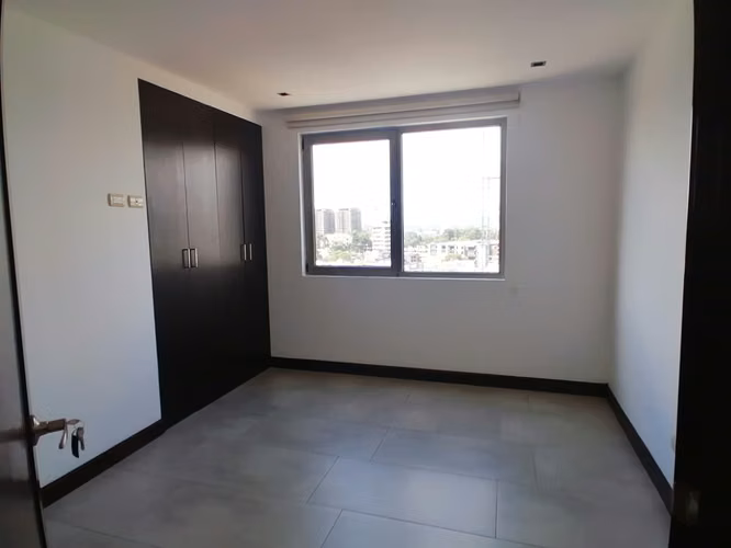 Vendo amplio Apartamento de 3 habitaciones en Neo z.10, excelente ubicación.  - Imagen 8