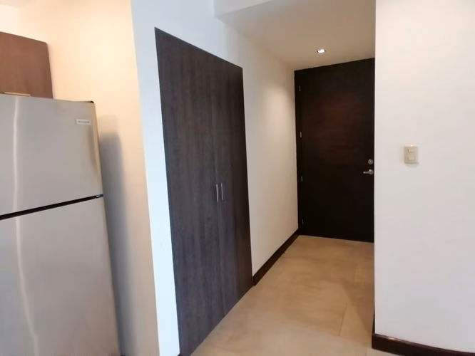 Vendo amplio Apartamento de 3 habitaciones en Neo z.10, excelente ubicación.  - Imagen 3