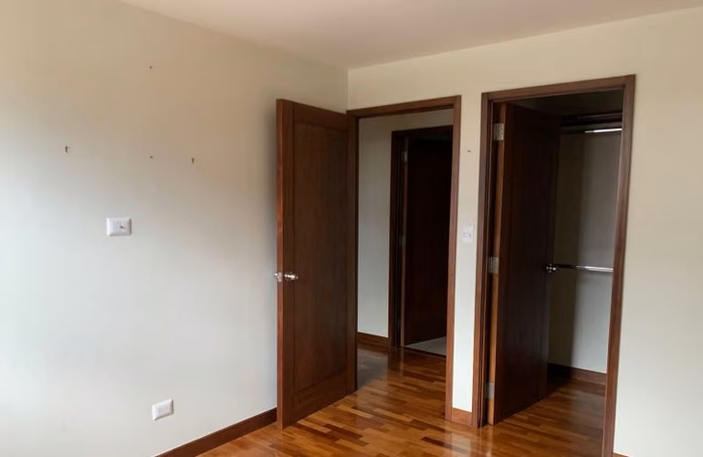 RENTA DE APARTAMENTO EN EDIFICIO AKOYA, ZONA 14 - Imagen 10
