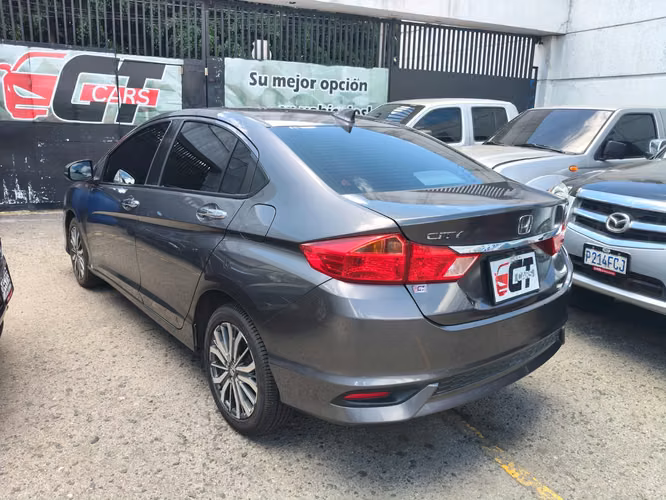 Honda City Ex 2020 de Agencia Automático un Dueño Super Económico pocos Kilómetros  - Imagen 4