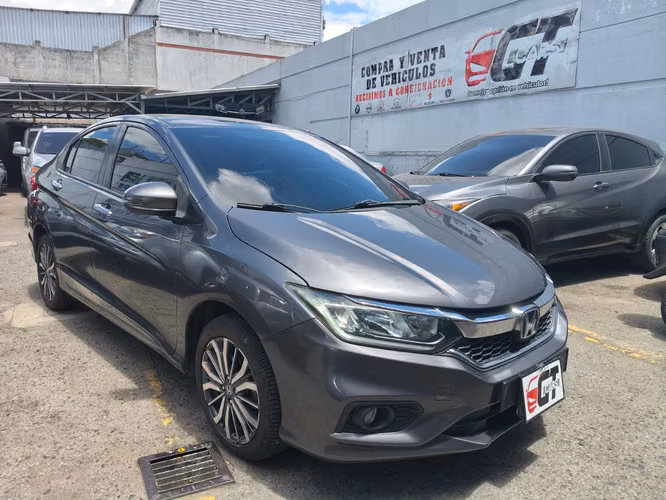 Honda City Ex 2020 de Agencia Automático un Dueño Super Económico pocos Kilómetros 