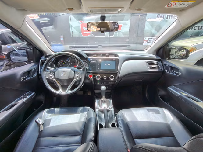 Honda City Ex 2020 de Agencia Automático un Dueño Super Económico pocos Kilómetros  - Imagen 7