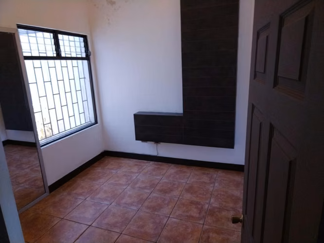 CASA EN EN RENTA EN CONDOMINIO VISTA VERDE SECTOR B2 SAN CRISTOBAL - Imagen 4