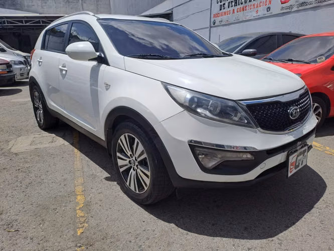 Kia Sportage Lx 2016 de Agencia Automática y Tiptronic un dueño Bien Cuidada