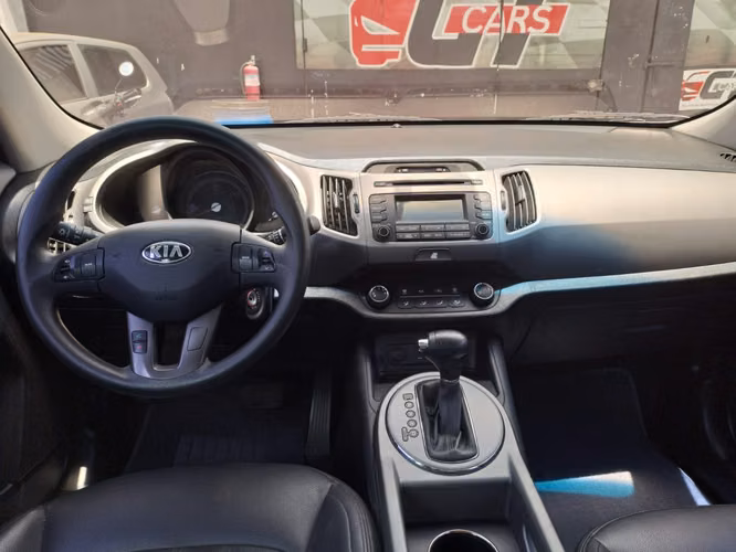Kia Sportage Lx 2016 de Agencia Automática y Tiptronic un dueño Bien Cuidada - Imagen 9