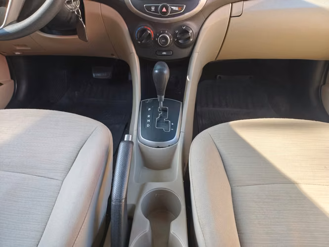Hyundai Accent Se Modelo 2017 - Imagen 6