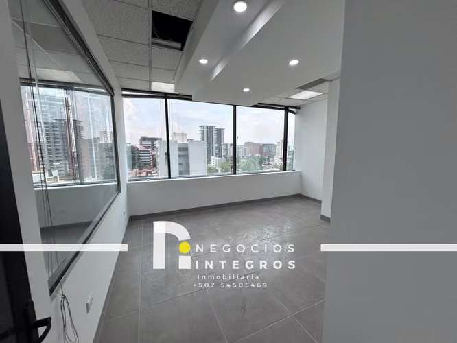 OFICINA EN RENTA/VENTA EN EUROPLAZA Z14 TABICADA Y CON A/C