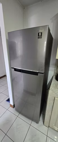 REFRIGERADORA SAMSUNG DE 171 cm - Imagen 2